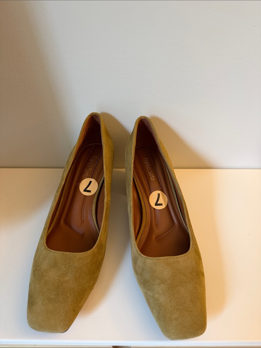 NWT Franco Sarto Salino Square Toe Pumps Mustard Brown Genuine Suede Size 7M - Picture 5 of 12